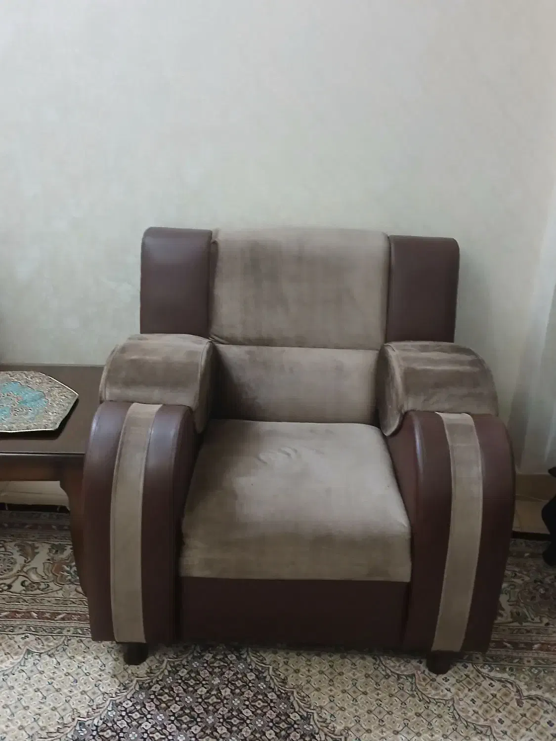 مبل|مبلمان خانگی و میز عسلی|اردبیل, |دیوار