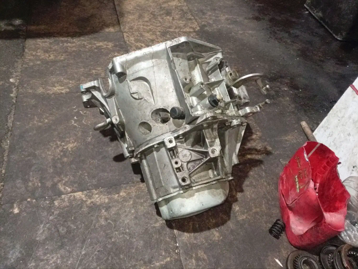 گیربکس تارا درحد نو|قطعات یدکی و لوازم جانبی|خرم‌آباد, |دیوار