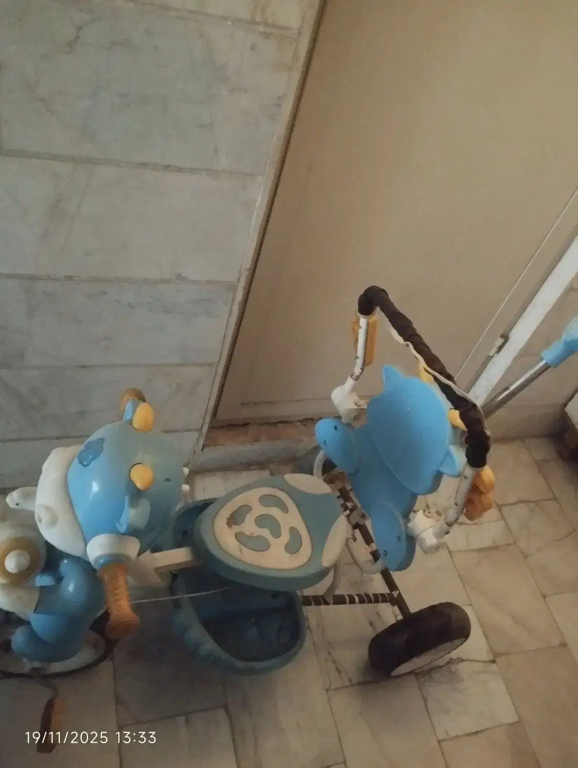 سه چرخه|اسباب‌بازی بچه|تهران, مینای شمالی (مخبر)|دیوار