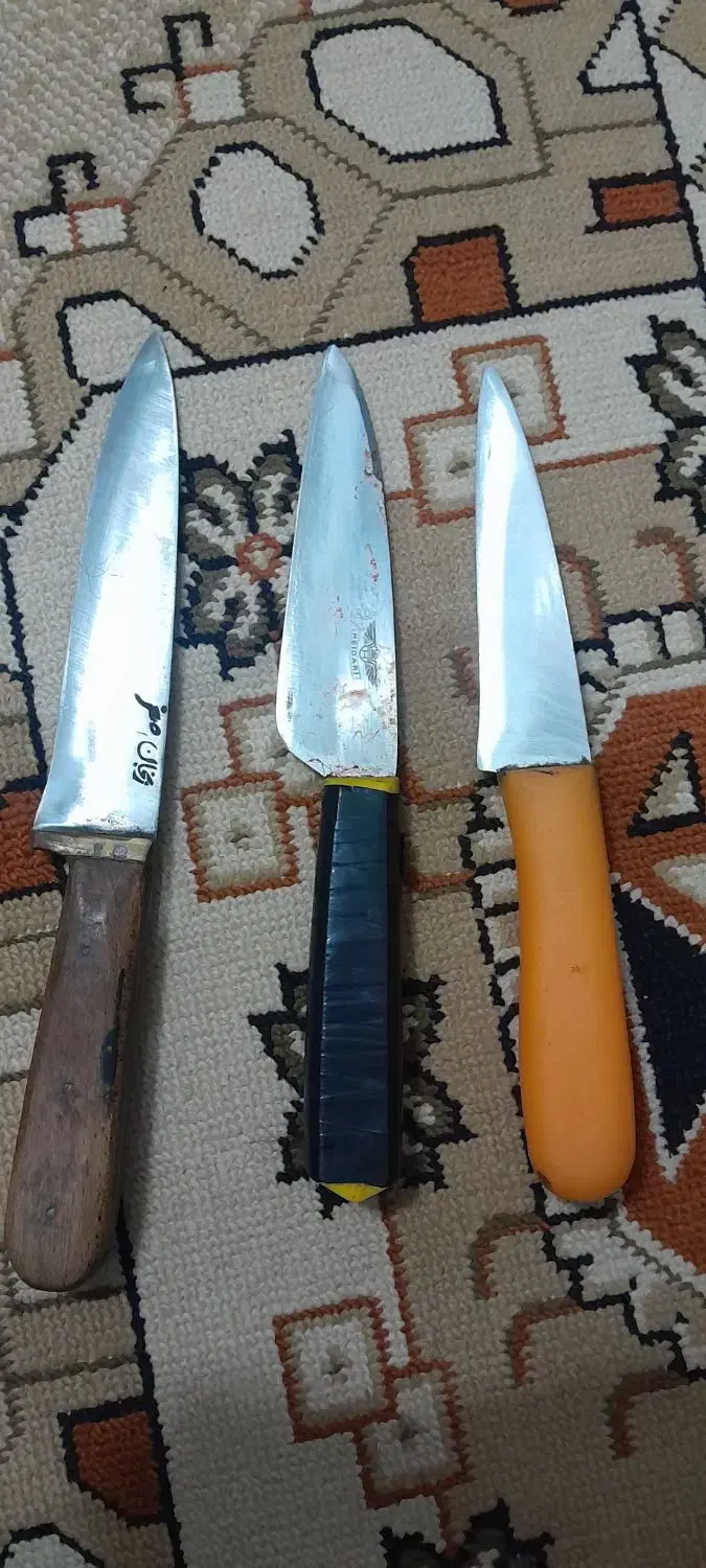 چاقو قصابی|ظروف پخت‌وپز|قم, شهر قائم|دیوار