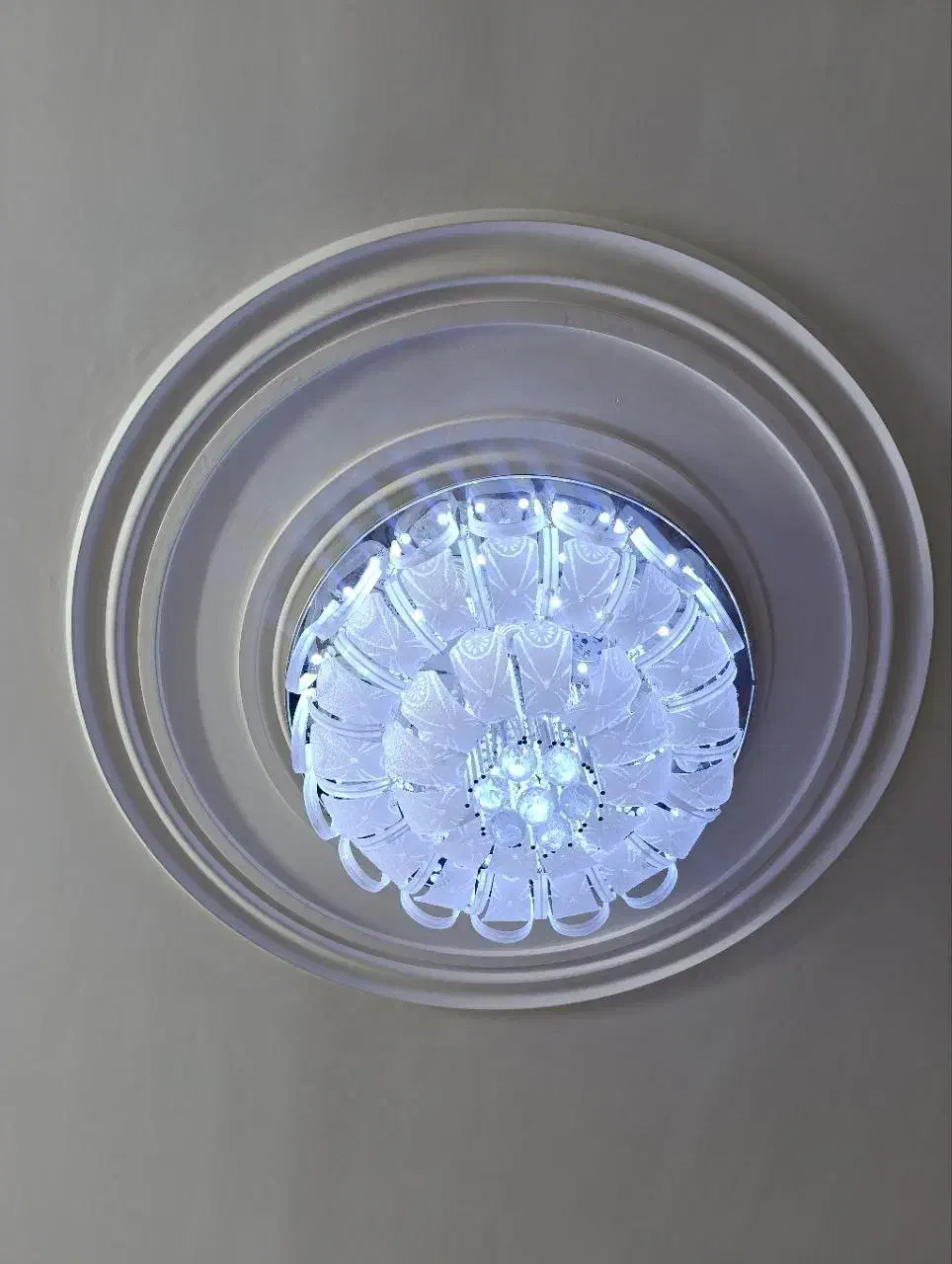 لوستر|لوستر و چراغ آویز|سمنان, |دیوار