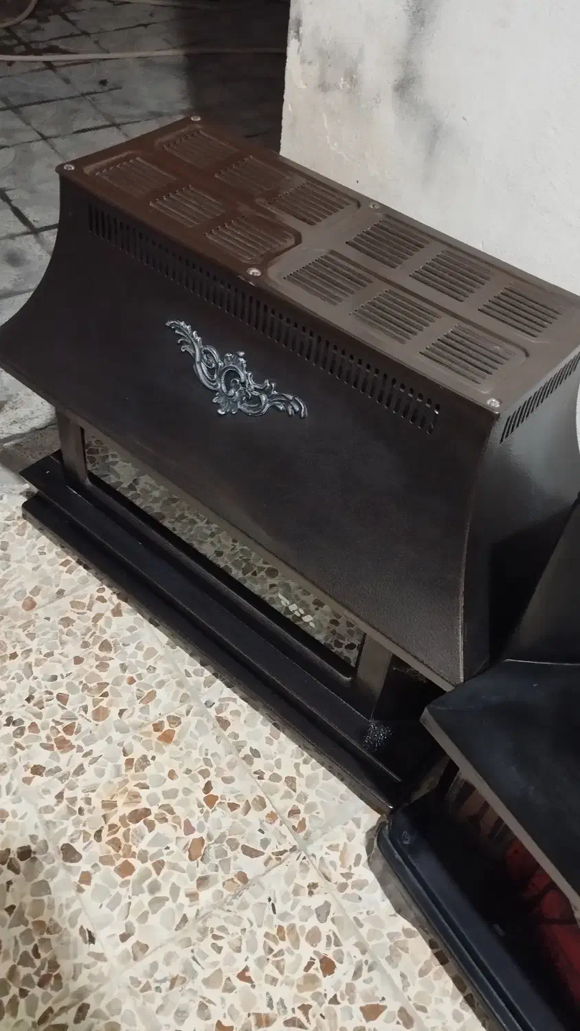 شومینه تمیز سالم روشن میکنم ببر5تومن|بخاری، هیتر، شومینه|گنبد کاووس, |دیوار