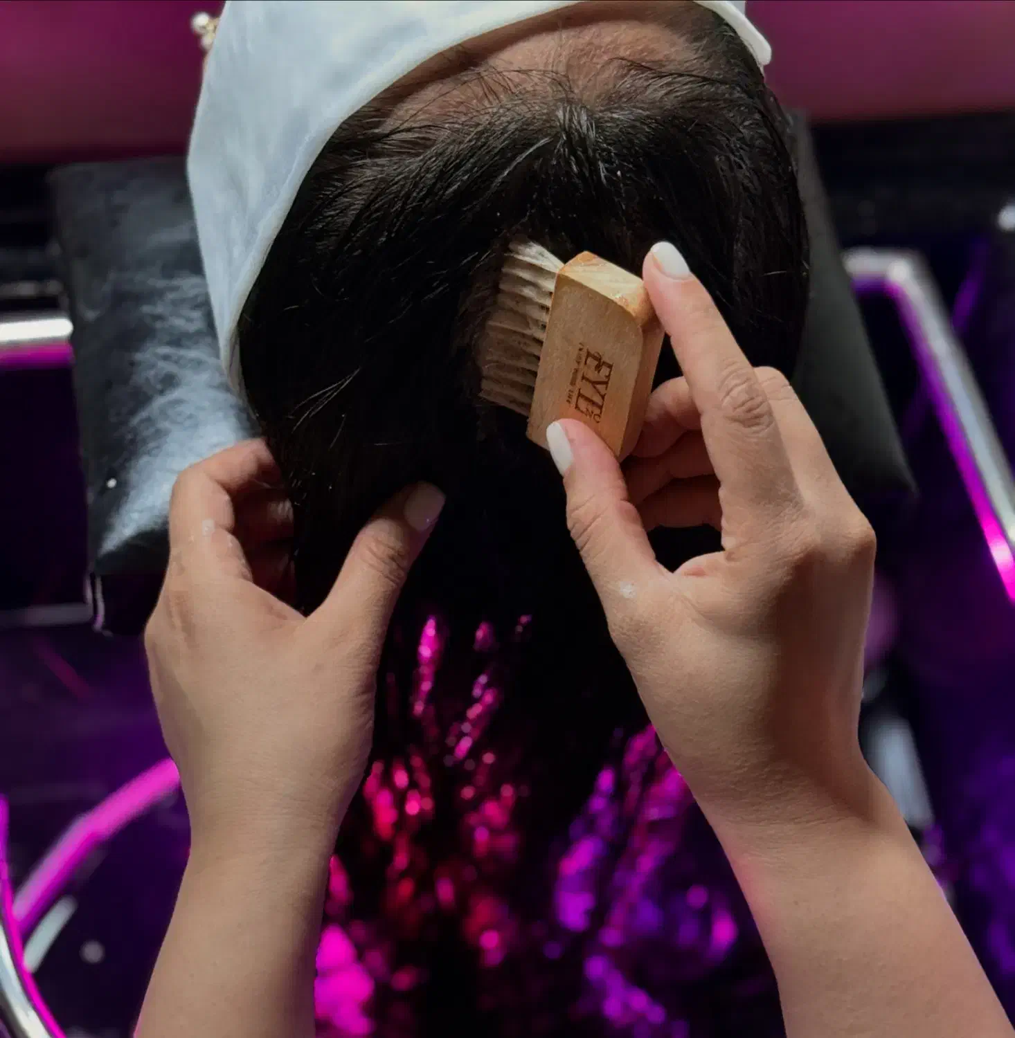 تخت اسکالپ|آرایشگاه و سالنهای زیبایی|بندر ماهشهر, |دیوار