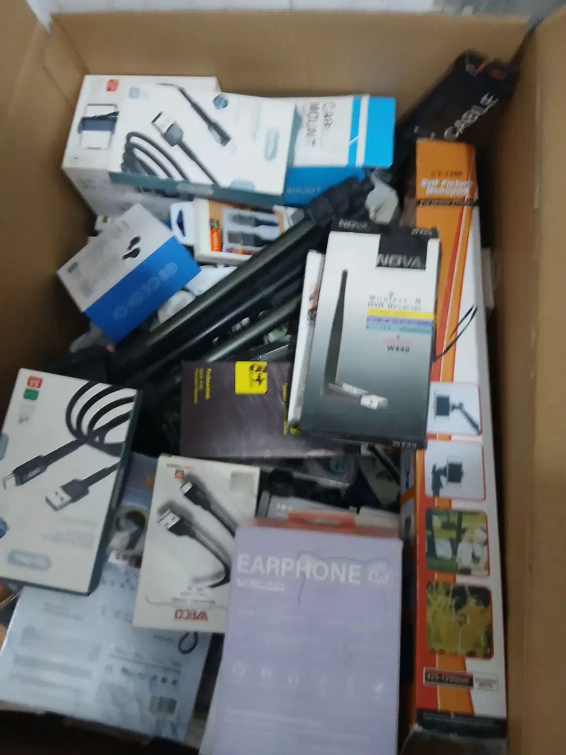 وسایل جانبی موبایل|لوازم جانبی موبایل و تبلت|شیراز, شهرک بزین|دیوار