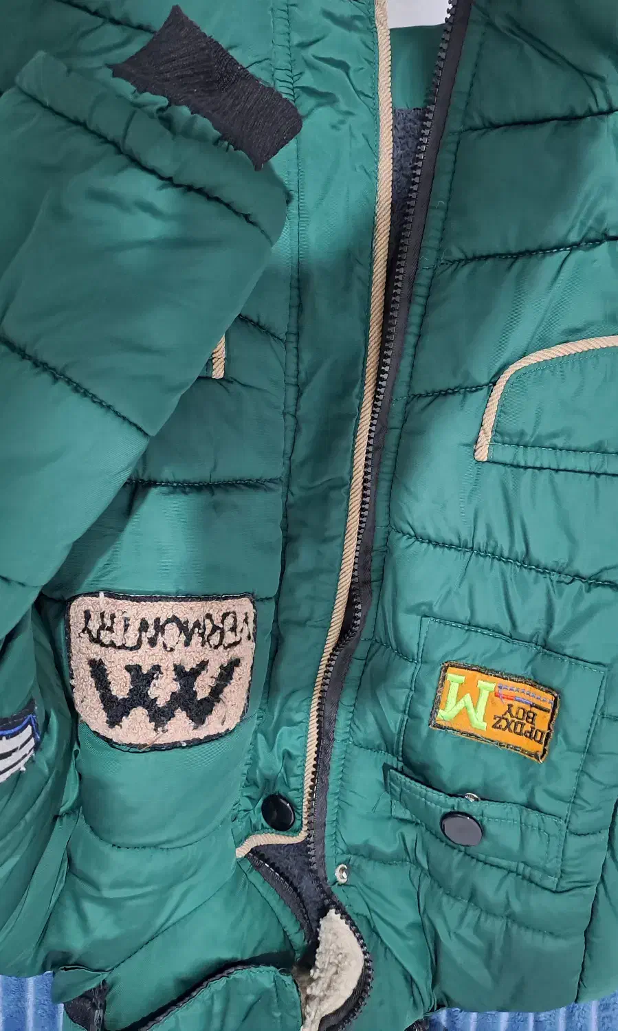 کاپشن خارجی|لباس|رشت, جهاد|دیوار