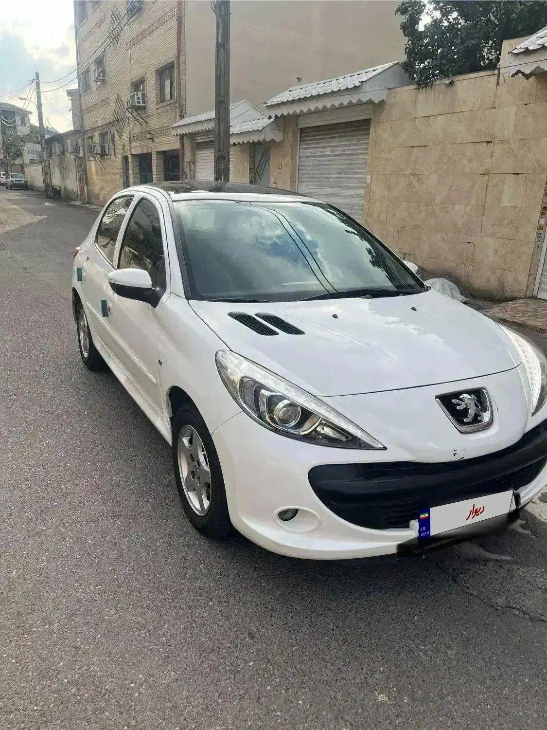 207 مدل ۱۴۰۱ سقف پانا بی رنگ|خودرو سواری و وانت|رشت, منظریه|دیوار