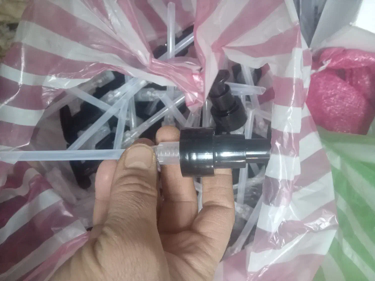 جای مایعی و پمپ خالی|ظروف نگهدارنده، پلاستیکی، یک‌بارمصرف|تهران, افسریه جنوبی|دیوار