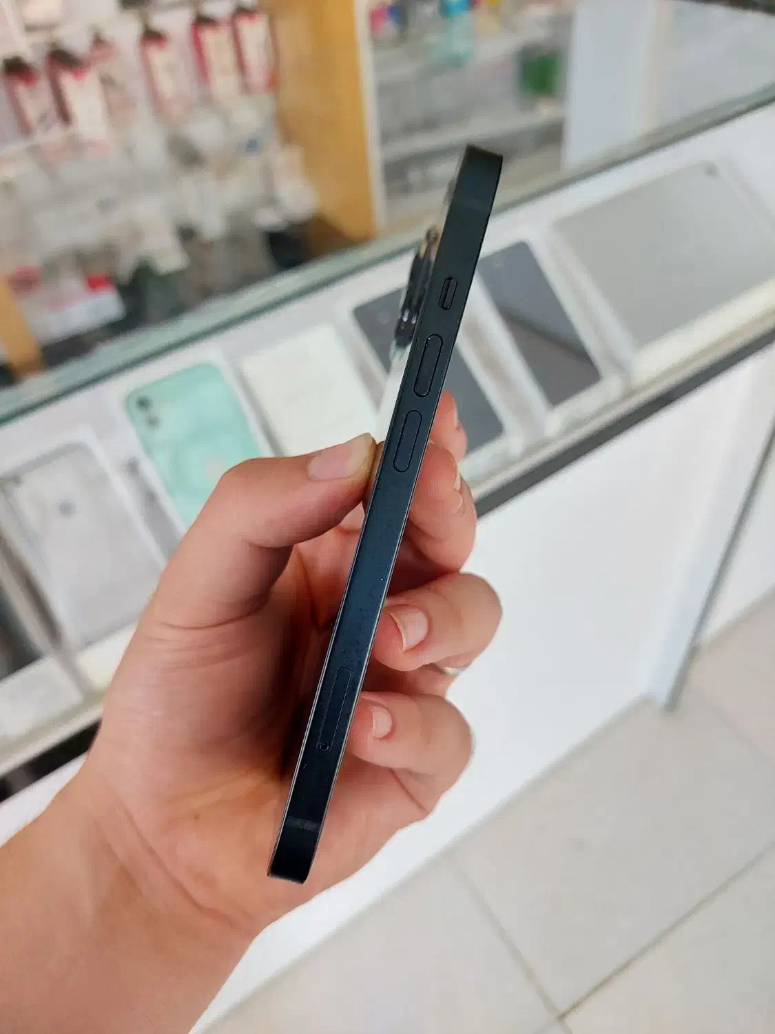 اپل Iphone 13 ZA/A حافظه ۱۲۸ گیگابایت|موبایل|یزد, |دیوار