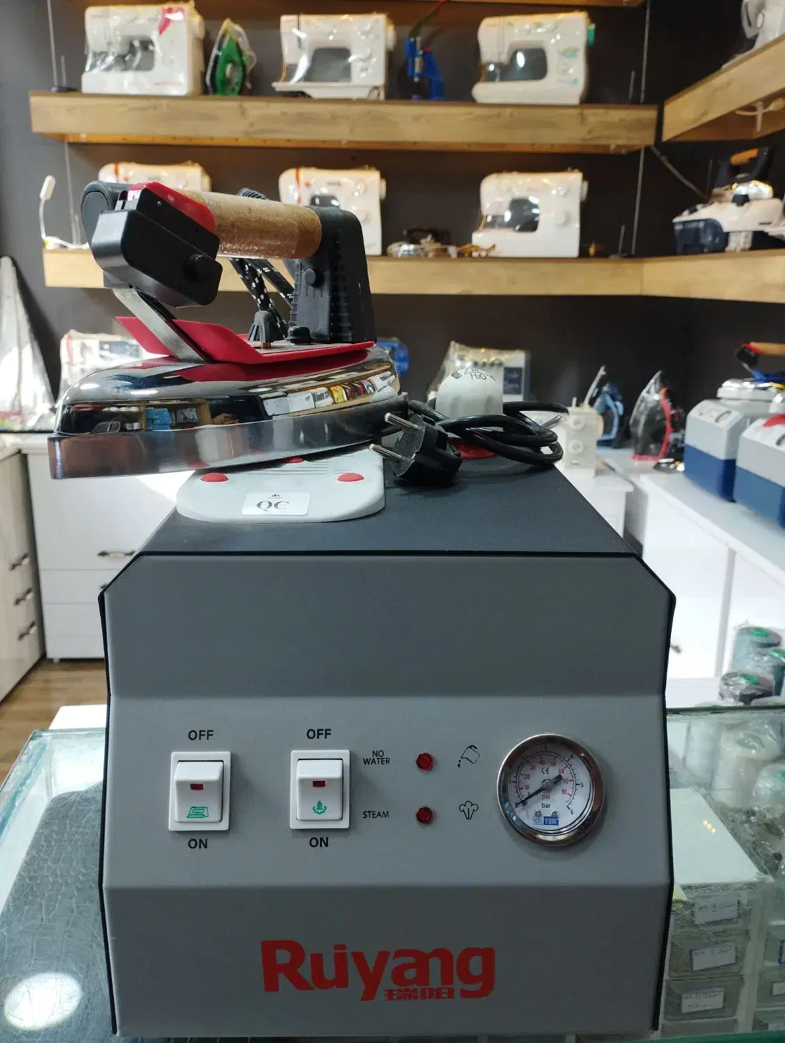 اتو 3/5 لیتری رویانگ 5 ماهه بدون بهره|اتو و لوازم اتو|فومن, |دیوار