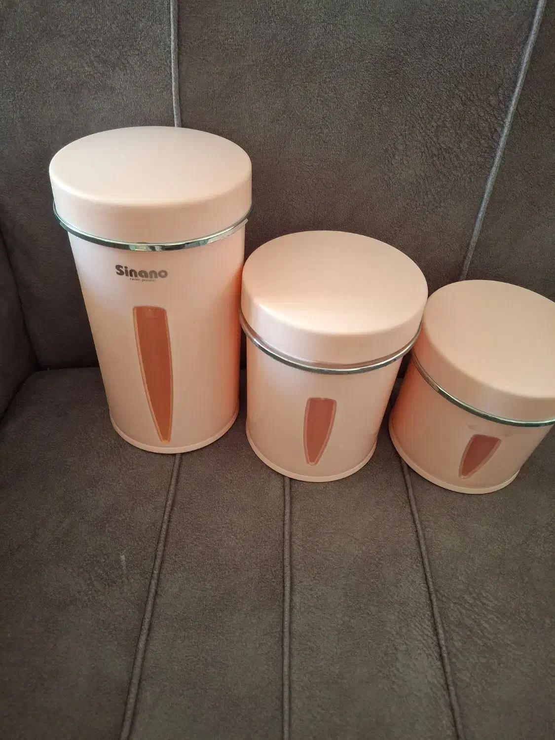 دو دست پاسماوری|ظروف نگهدارنده، پلاستیکی، یکبارمصرف|سنندج, |دیوار