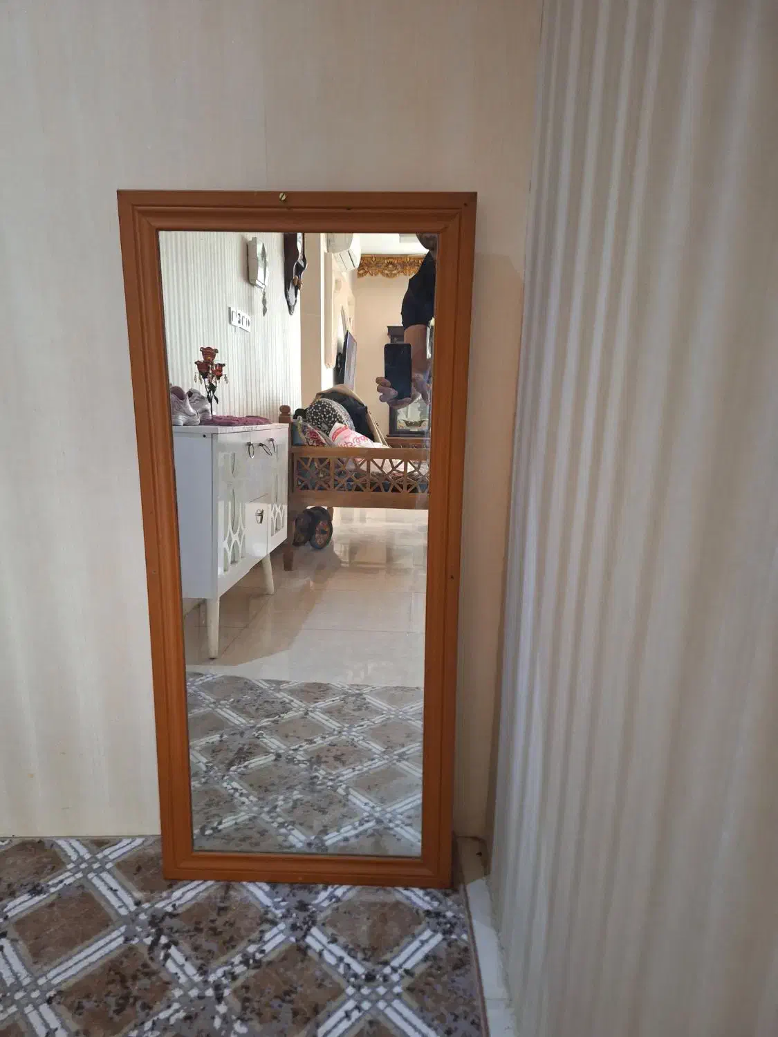 اینه قدی|آینه|مشهد, طلاب|دیوار