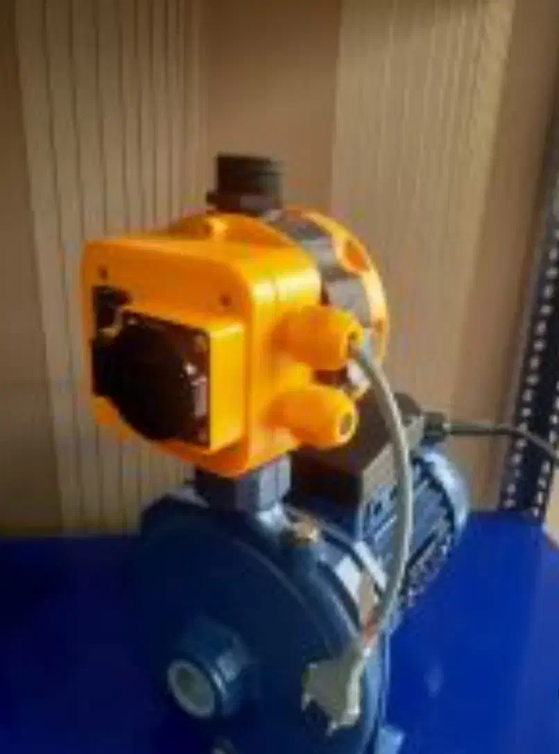 انواع پمپ آب خانگی ومخزن های سه لایه بهداشتی ضدبو|مصالح و تجهیزات ساختمان|نیشابور, گنبد سبز|دیوار