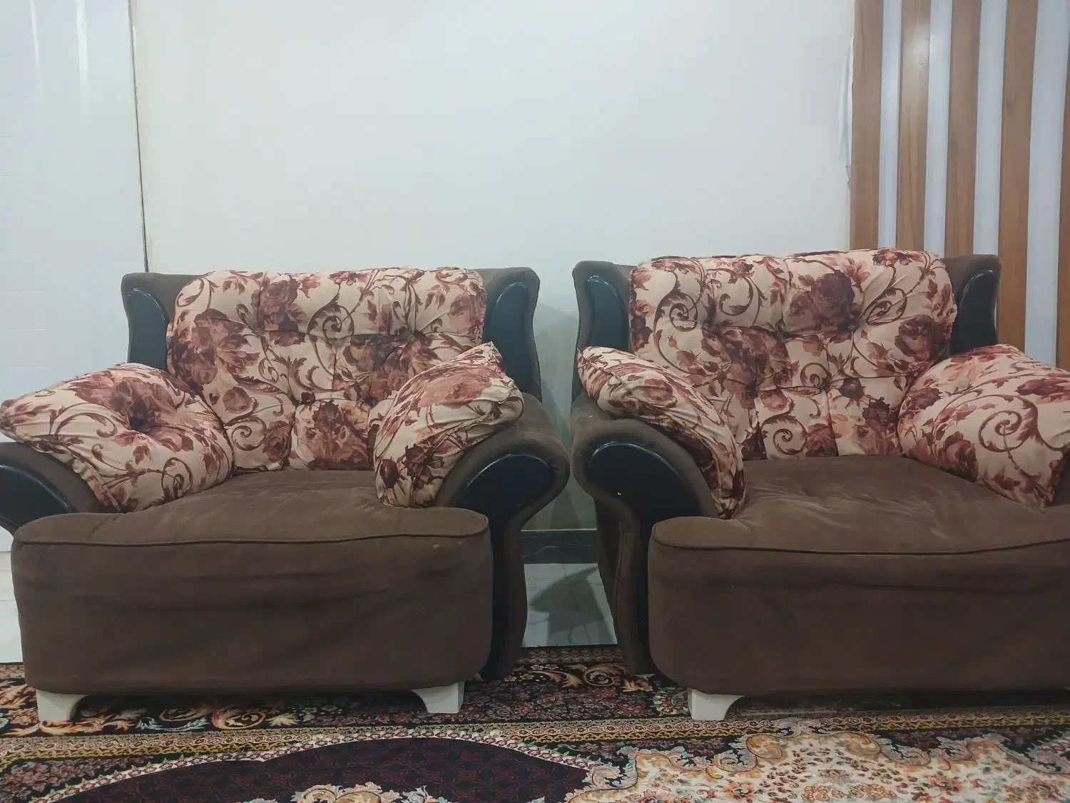 مبل ۷ نفره|مبلمان خانگی و میز عسلی|رشت, جانبازان|دیوار