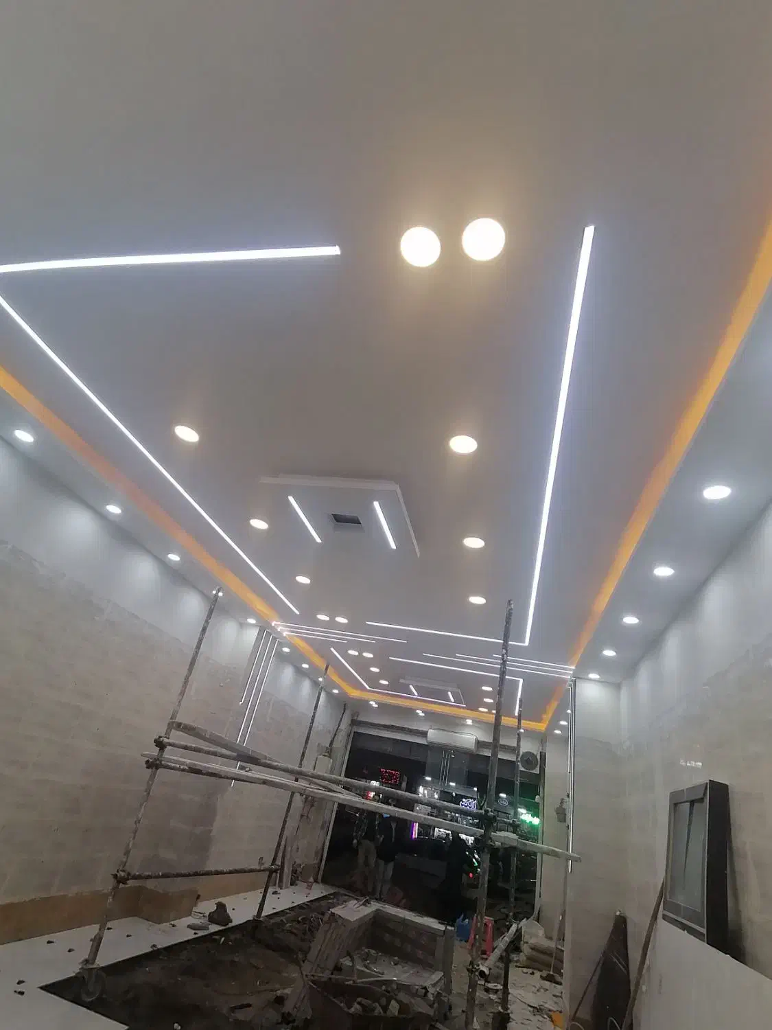 کناف. سقف کاذب. کناف کار صفرتاصدنقاشی و نور پردازی|خدمات پیشه و مهارت|کرج, گلشهر|دیوار