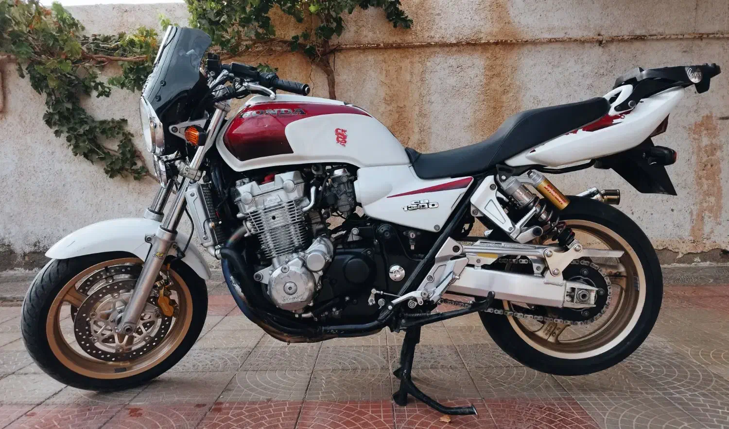 سی بی 1300|موتورسیکلت|مشهد, هفده شهریور|دیوار