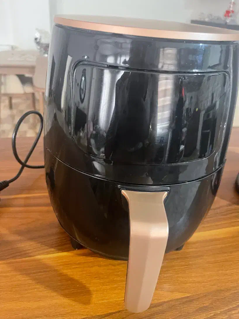 به علت کم بود جا|سایر لوازم برقی|اسلام‌شهر, شهرک واوان|دیوار