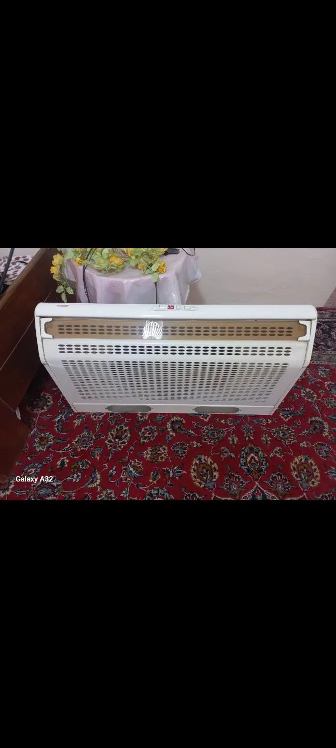 هود|هود|کنگاور, |دیوار