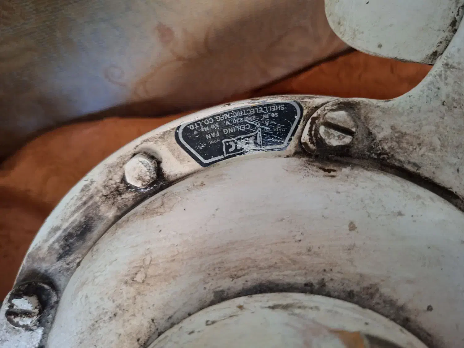 پنکه سقفی|پنکه و تصفیهکنندهٔ هوا|بندرعباس, |دیوار