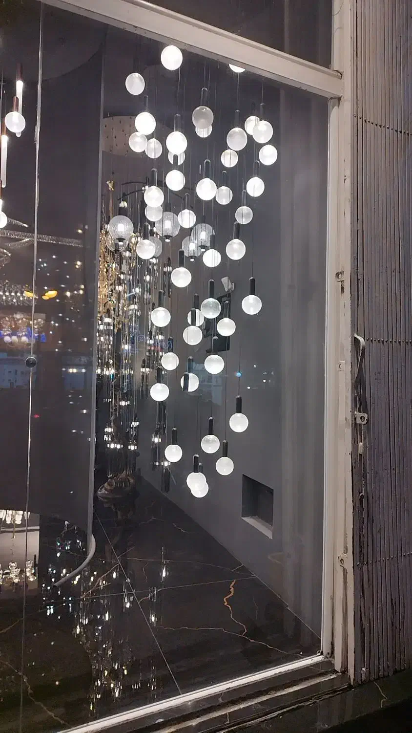 لوستر لاینر کریستالی|لوستر و چراغ آویز|شیراز, شهرک فجر|دیوار