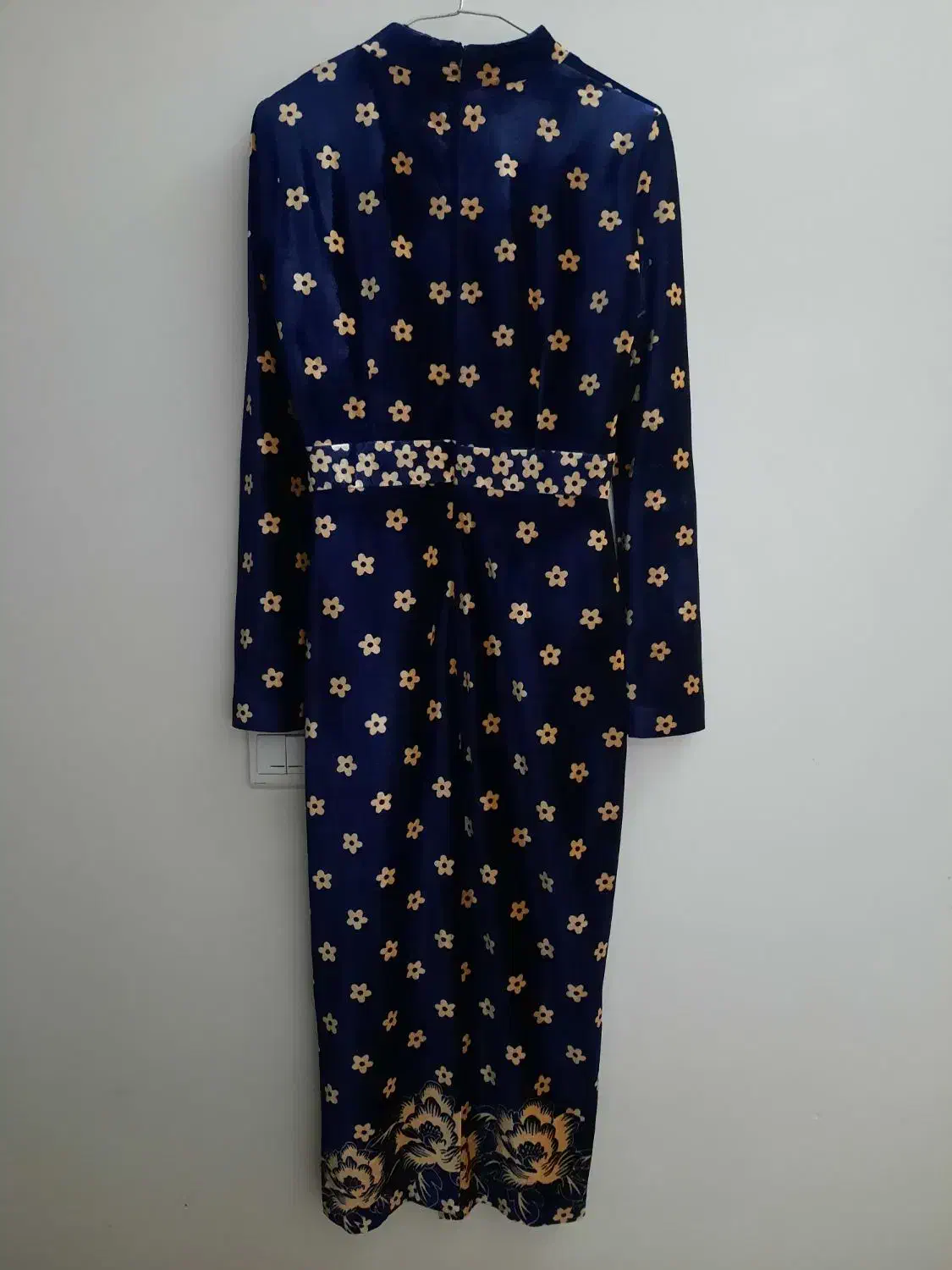 لباس زنانه|لباس|تربت جام, فاز ۳ فرهنگیان|دیوار