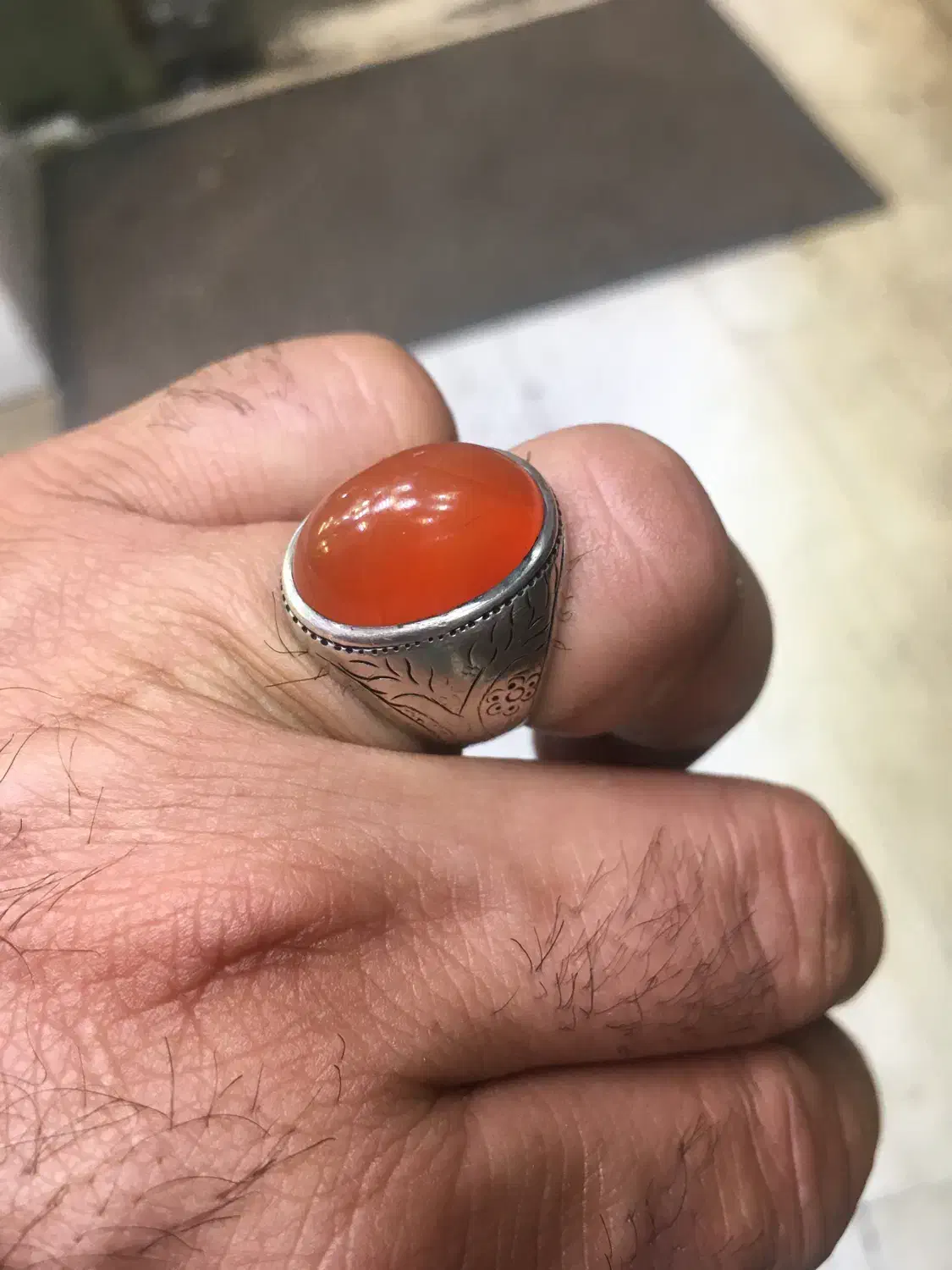 عقیق یمنی کهنه|کلکسیون اشیاء عتیقه|رشت, پل تالشان|دیوار