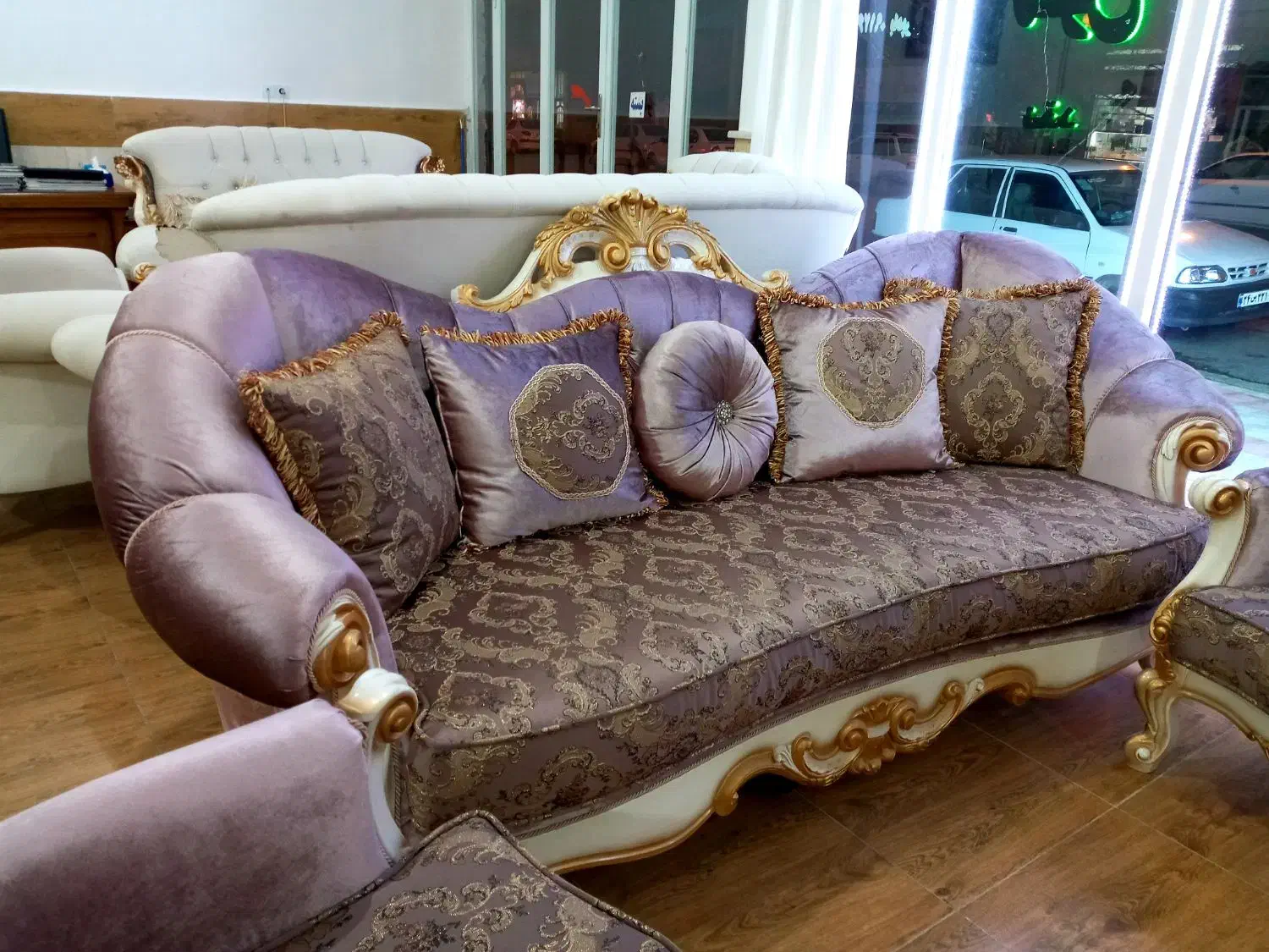 مبل کلاسیک|مبلمان خانگی و میز عسلی|شاهین دژ, |دیوار