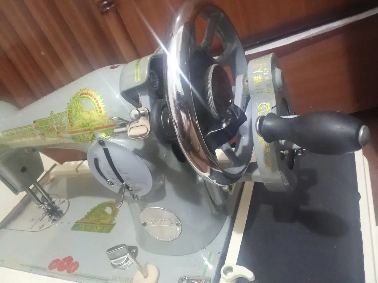 چرخ خیاطی|چرخ خیاطی و ریسندگی|بیجار, |دیوار