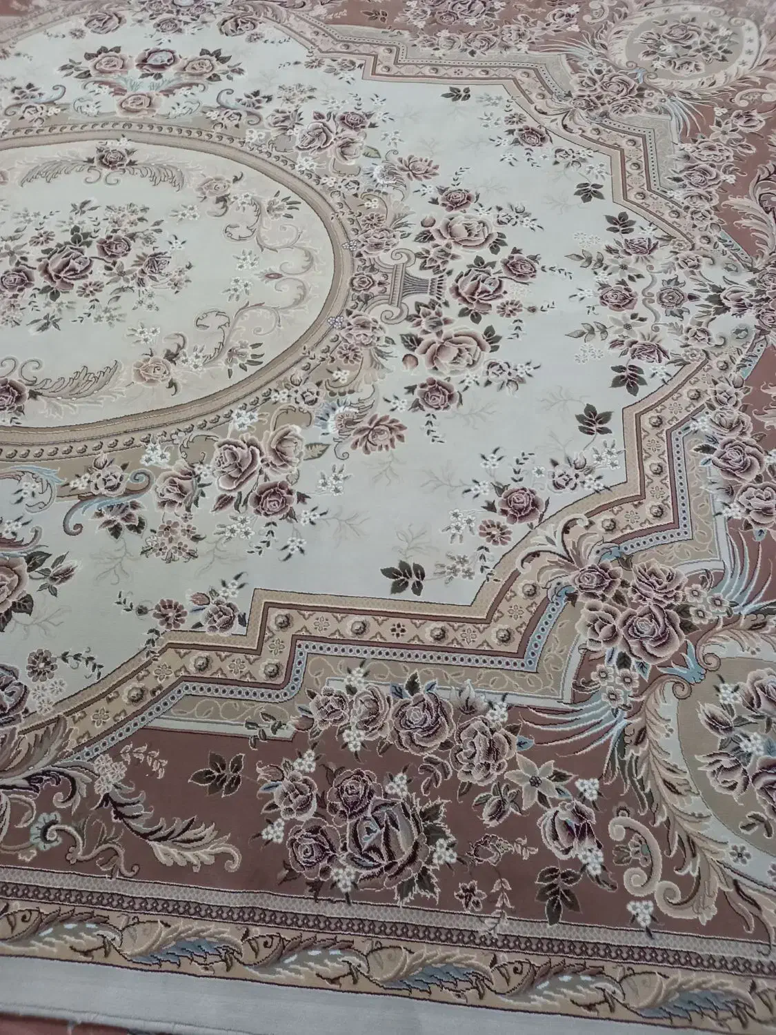 فرش ۱۲متری|فرش|ساوه, |دیوار