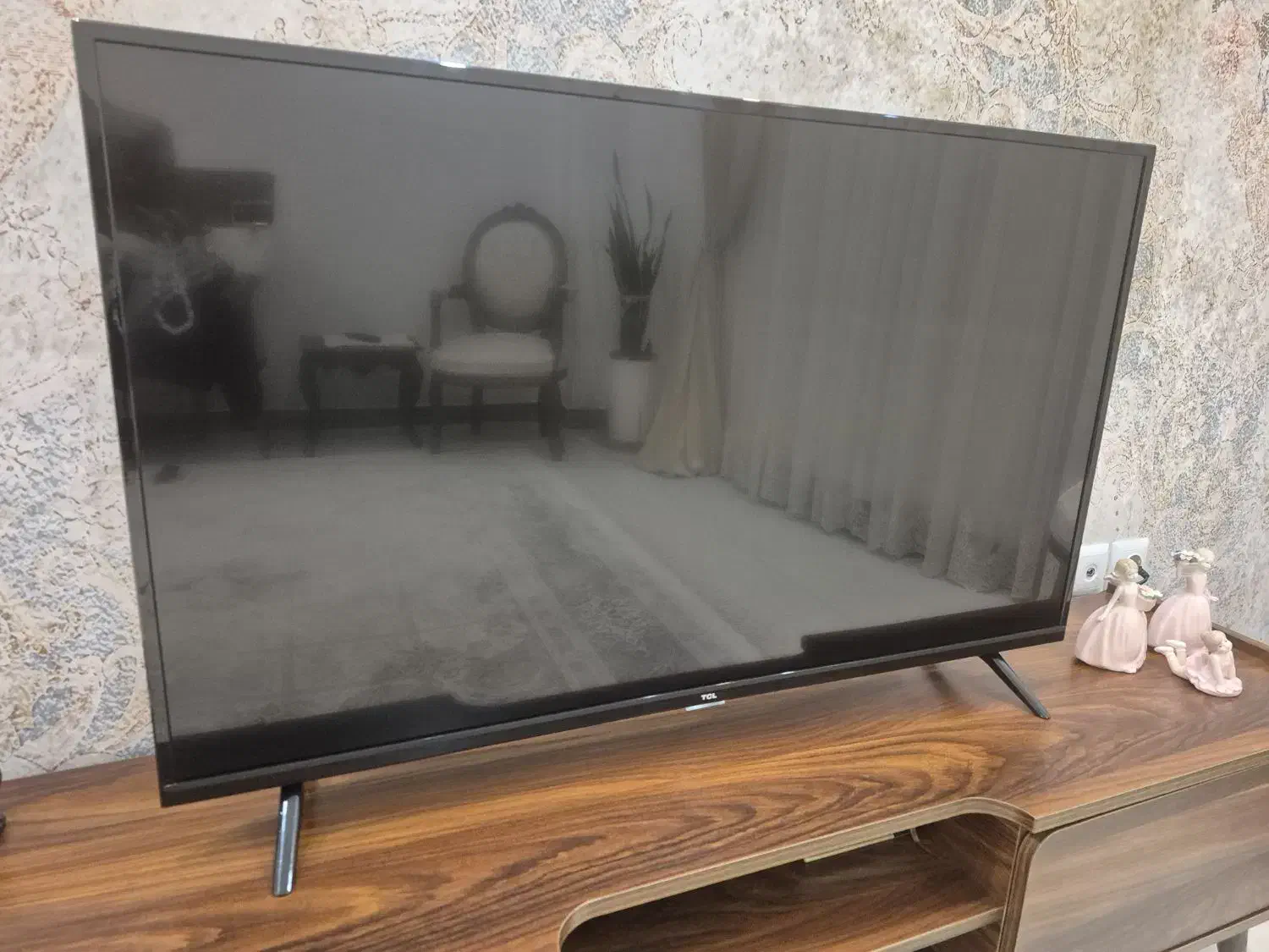 تلویزیون LED مارک TCL سایز۴۳ اینچ|تلویزیون و پروژکتور|لاهیجان, کوی خزر|دیوار