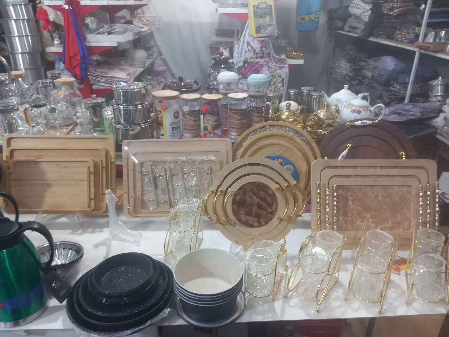 انواع وسایل آشپزخانه|ظروف سرو و پذیرایی|دهگلان, |دیوار
