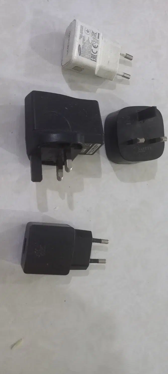 فروش انواع شارژرهای قدیمی و جدید کمیاب|لوازم جانبی موبایل و تبلت|اهواز, کوی مهدیس|دیوار