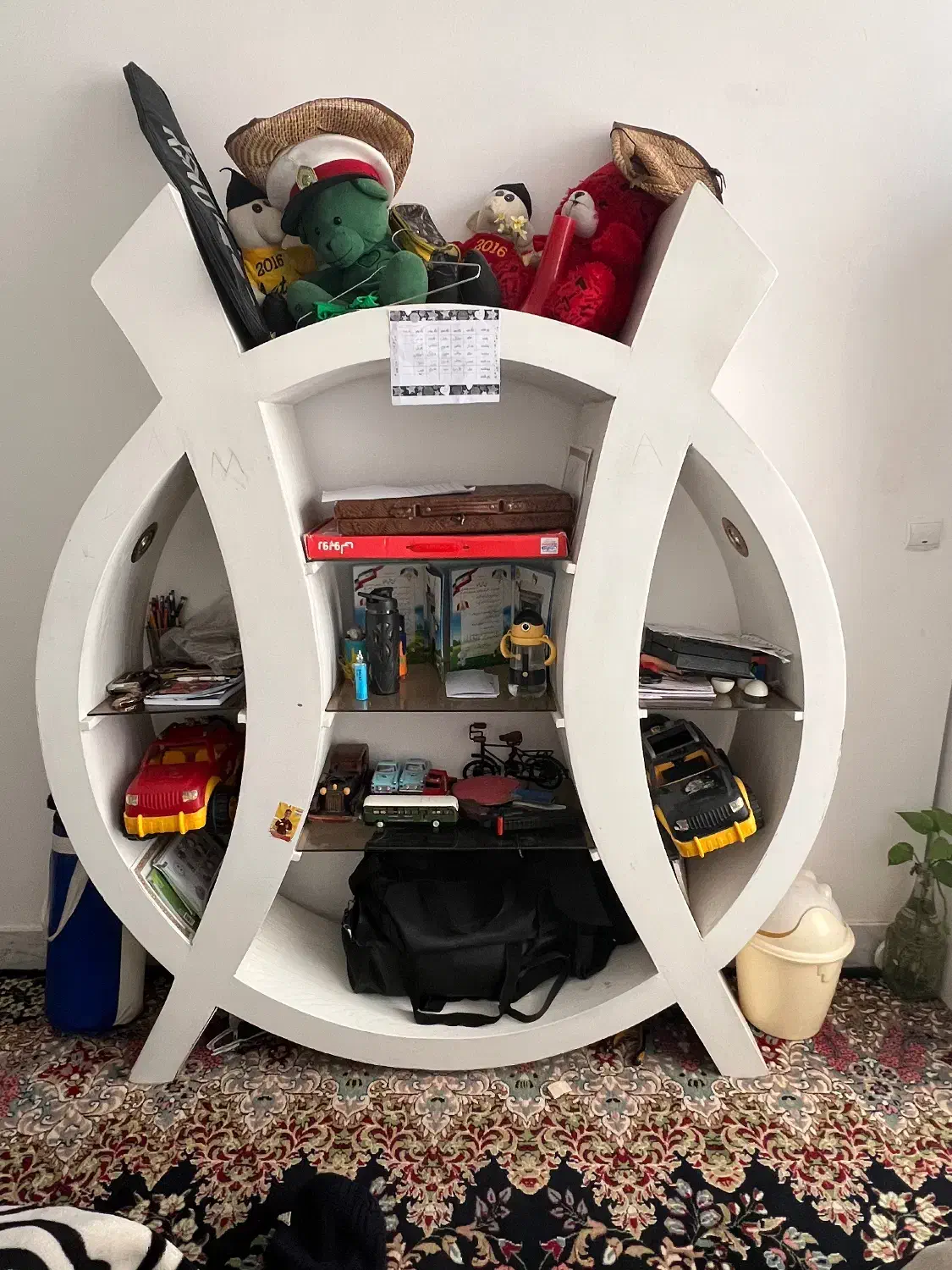 فروش بوفه و گلدان مصنوعی و کابینت و آبگرمکن|گل مصنوعی|رفسنجان, |دیوار