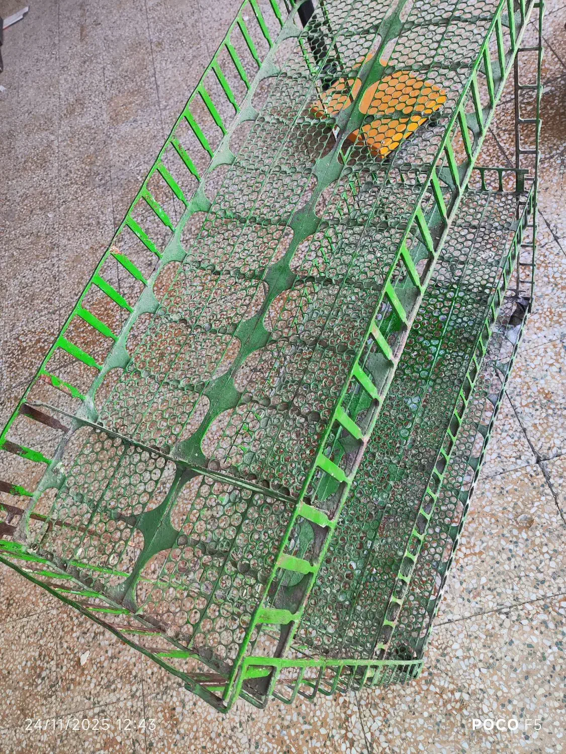 جاظرفی قدیمی|آبچکان و نظمدهنده ظروف|دهدشت, |دیوار