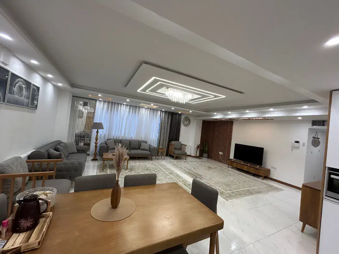 دو خواب ۱۲۰ متری بر کوچه ۵۳ پاسداران تاپ لوکیشن|فروش آپارتمان|شیراز, مبعث|دیوار