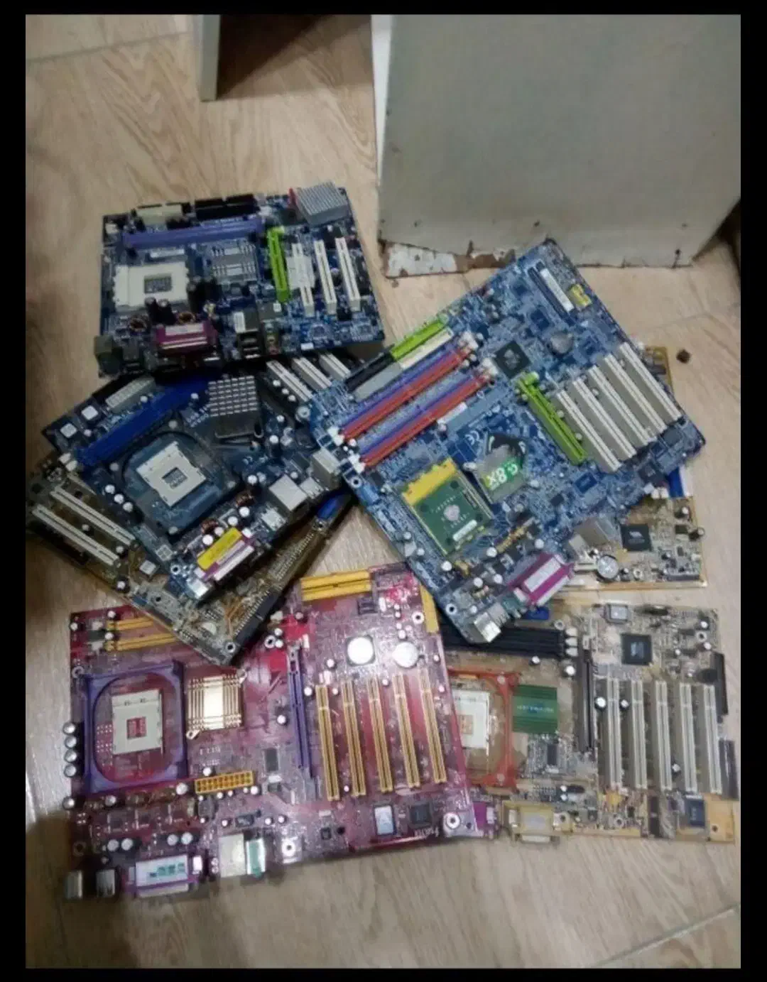 مادربرد کامپیوتر و بردسبز موبایل|قطعات و لوازم جانبی رایانه|اهواز, کوی مهدیس|دیوار