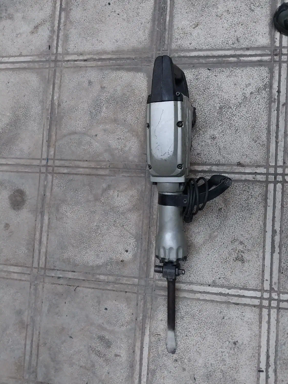 بتن کن هیلتی ۱۷ کیلویی ماکیتا ژاپن|ابزارآلات|تهران, افسریه شمالی|دیوار