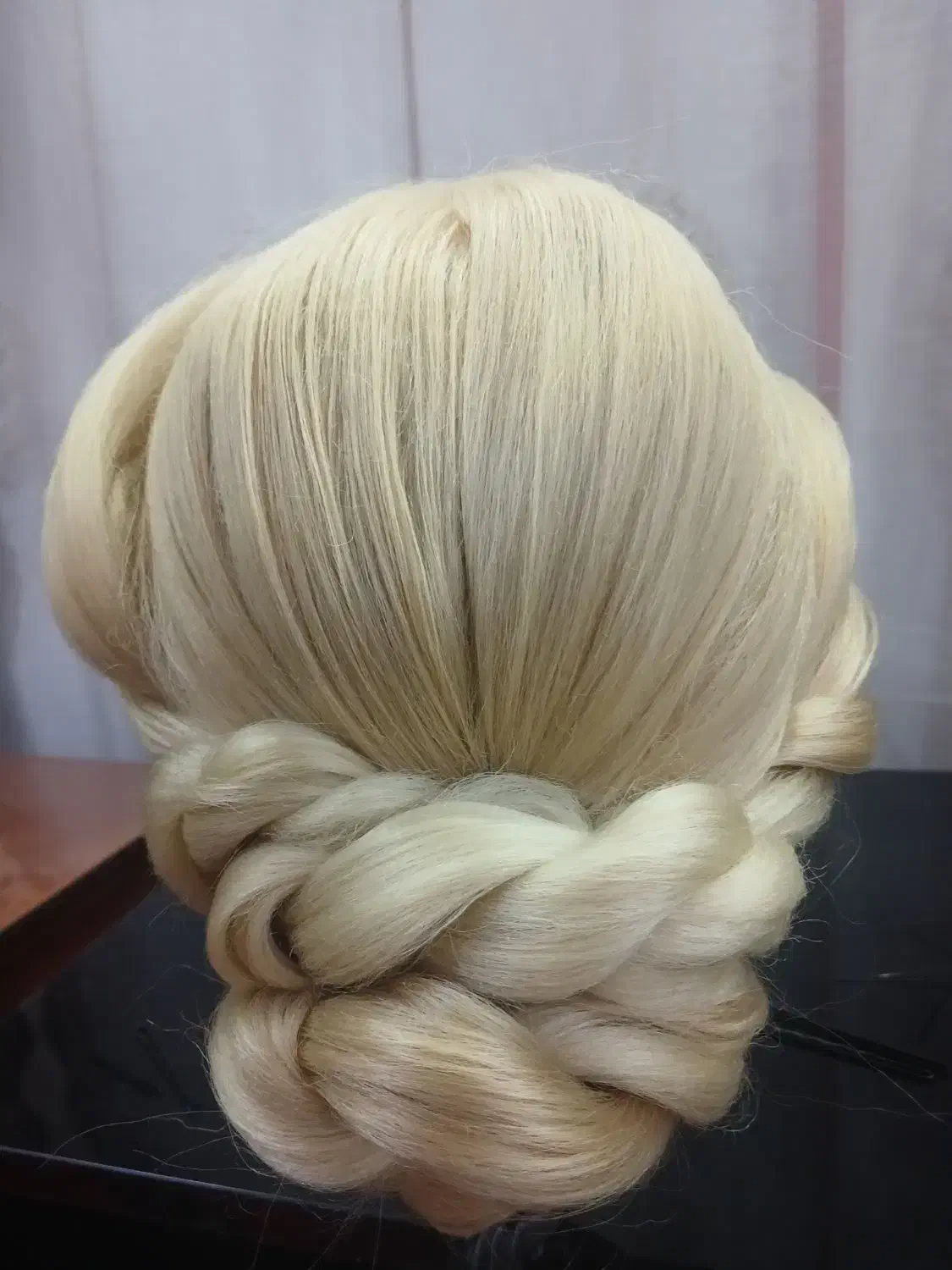 شینیون|خدمات آرایشگری و زیبایی|ابهر, |دیوار