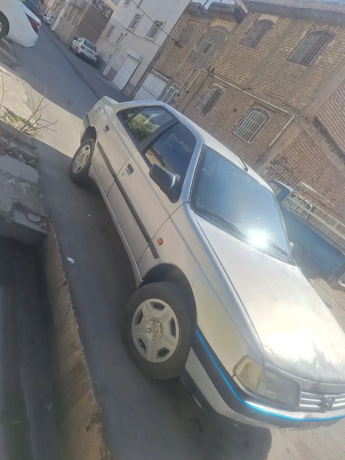 پزو ۴۰۵|خودرو سواری و وانت|شیراز, پشم شیشه|دیوار