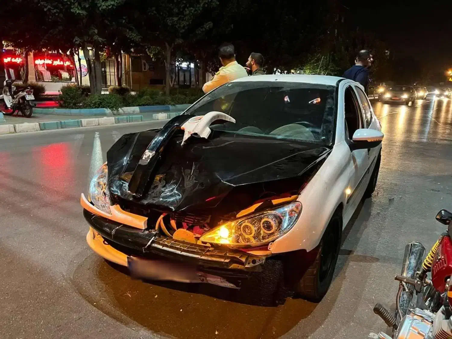 مرکز انواع اسقاط خودرو سبز|خودرو سواری و وانت|اصفهان, ارزنان|دیوار