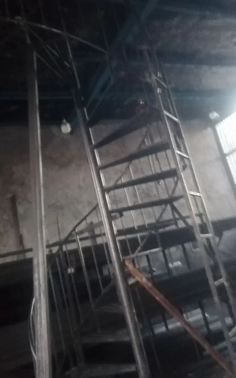 جوشکاری و خورده کاری ساخت و نصب نرده نصب قفل|خدمات پیشه و مهارت|بیرجند, |دیوار