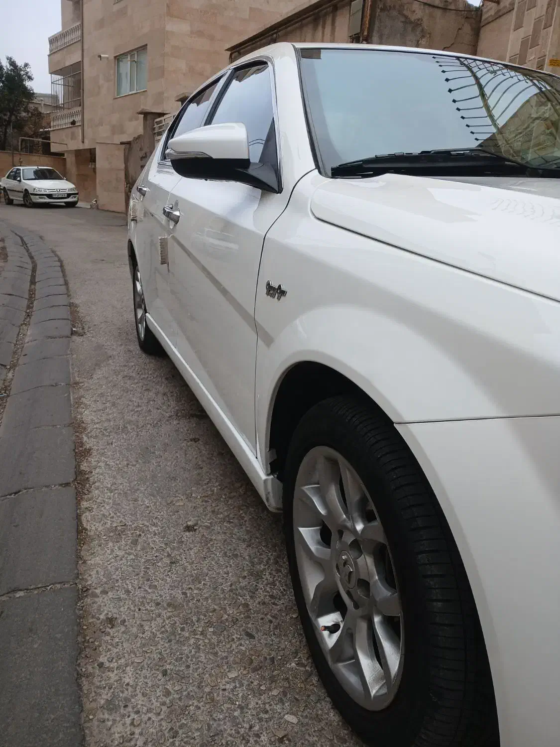 دنا پلاس اتومات مدل 401|خودرو سواری و وانت|اردبیل, |دیوار