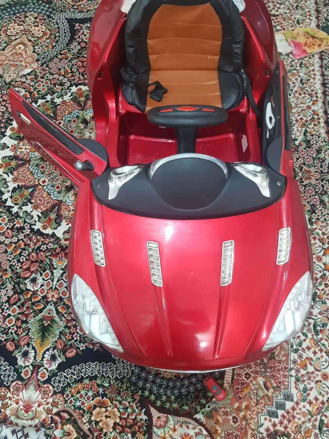 ماشین شارژی|اسباببازی بچه|کاشان, امیرکبیر|دیوار