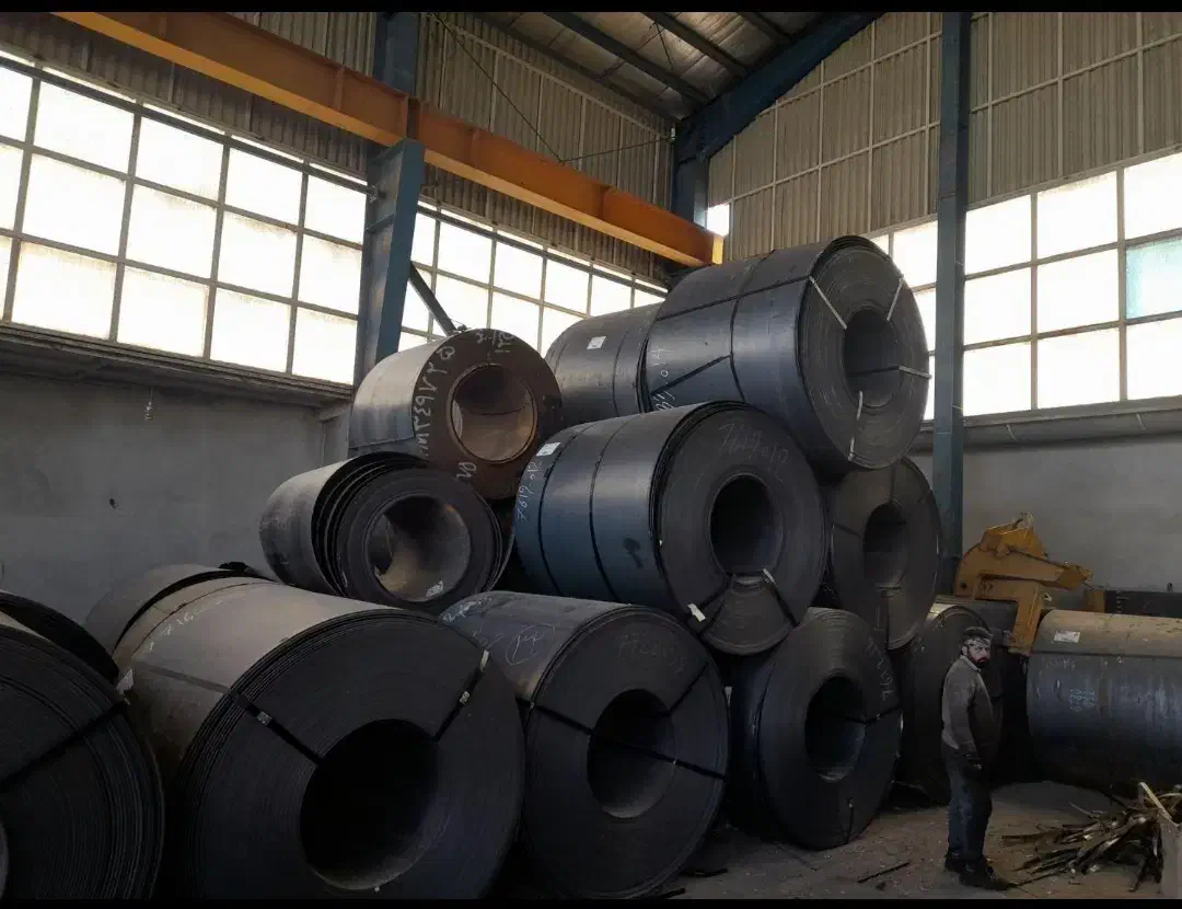 فروش انواع ورق گالوانیزه روغنی رنگی سیاه|عمدهفروشی|اصفهان, رهنان|دیوار