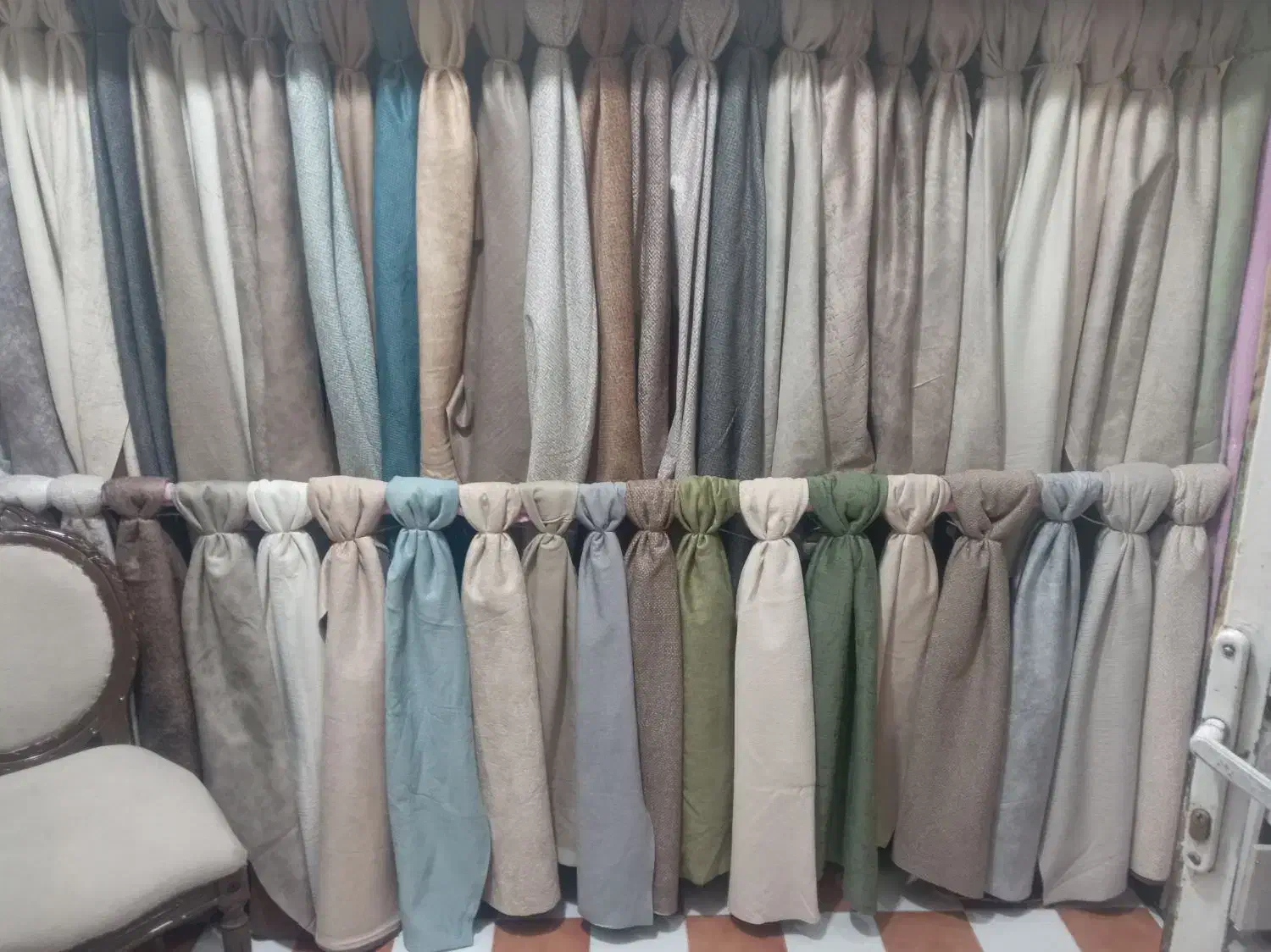 تیکه پارچه مبلی خاتم|مبلمان خانگی و میز عسلی|نیشابور, هفده شهریور|دیوار