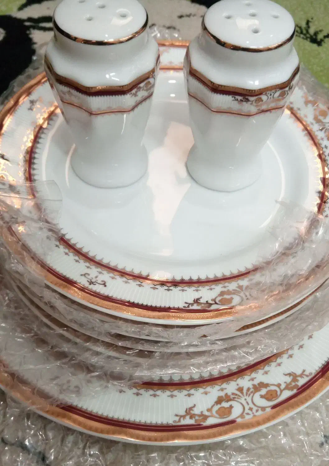 حراج فریزر فیلور سرویس چینی 9و7پارچه وتلفن نو|حراج|برخوار, |دیوار