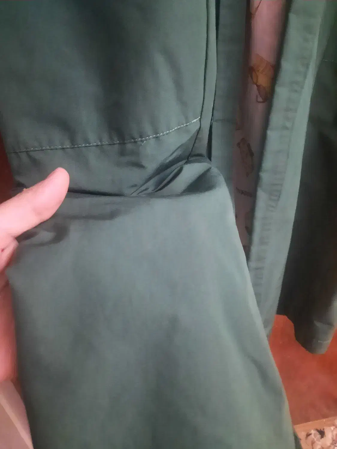 بارانی|لباس|گنبد کاووس, |دیوار