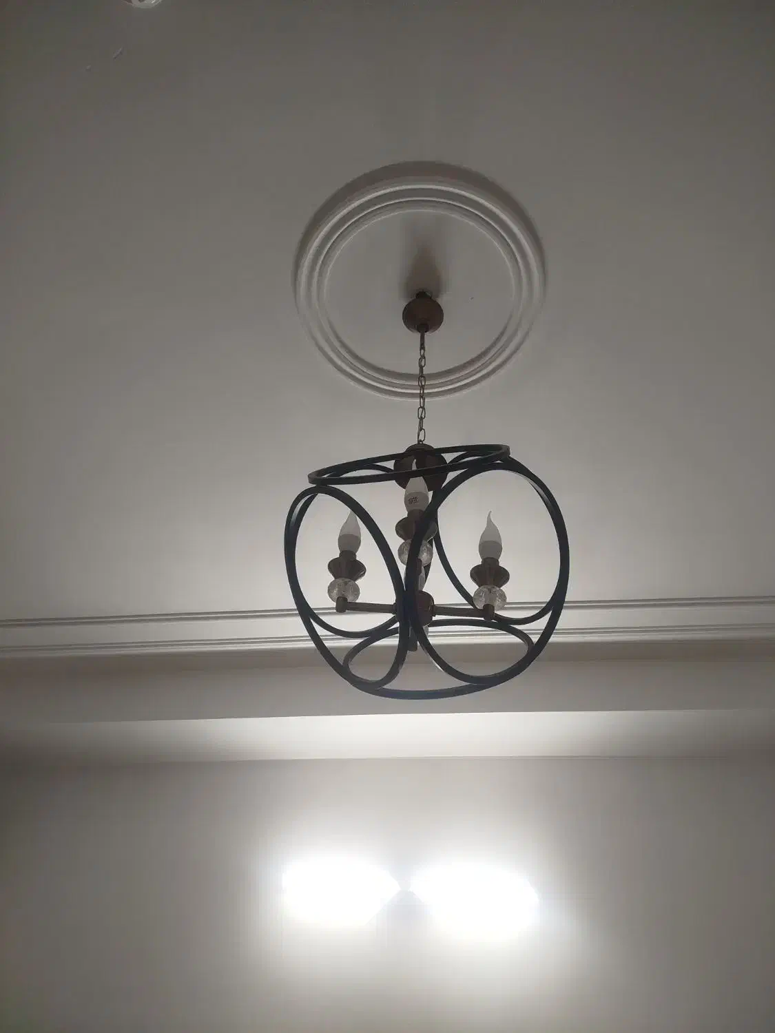 لوستر سالم وشیک|لوستر و چراغ آویز|قم, شاه سید علی|دیوار