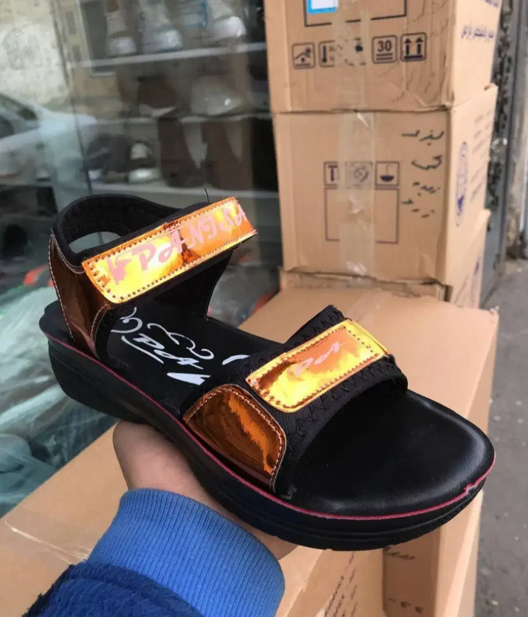 کفش تابستانی|کیف، کفش، کمربند|گنبد کاووس, |دیوار