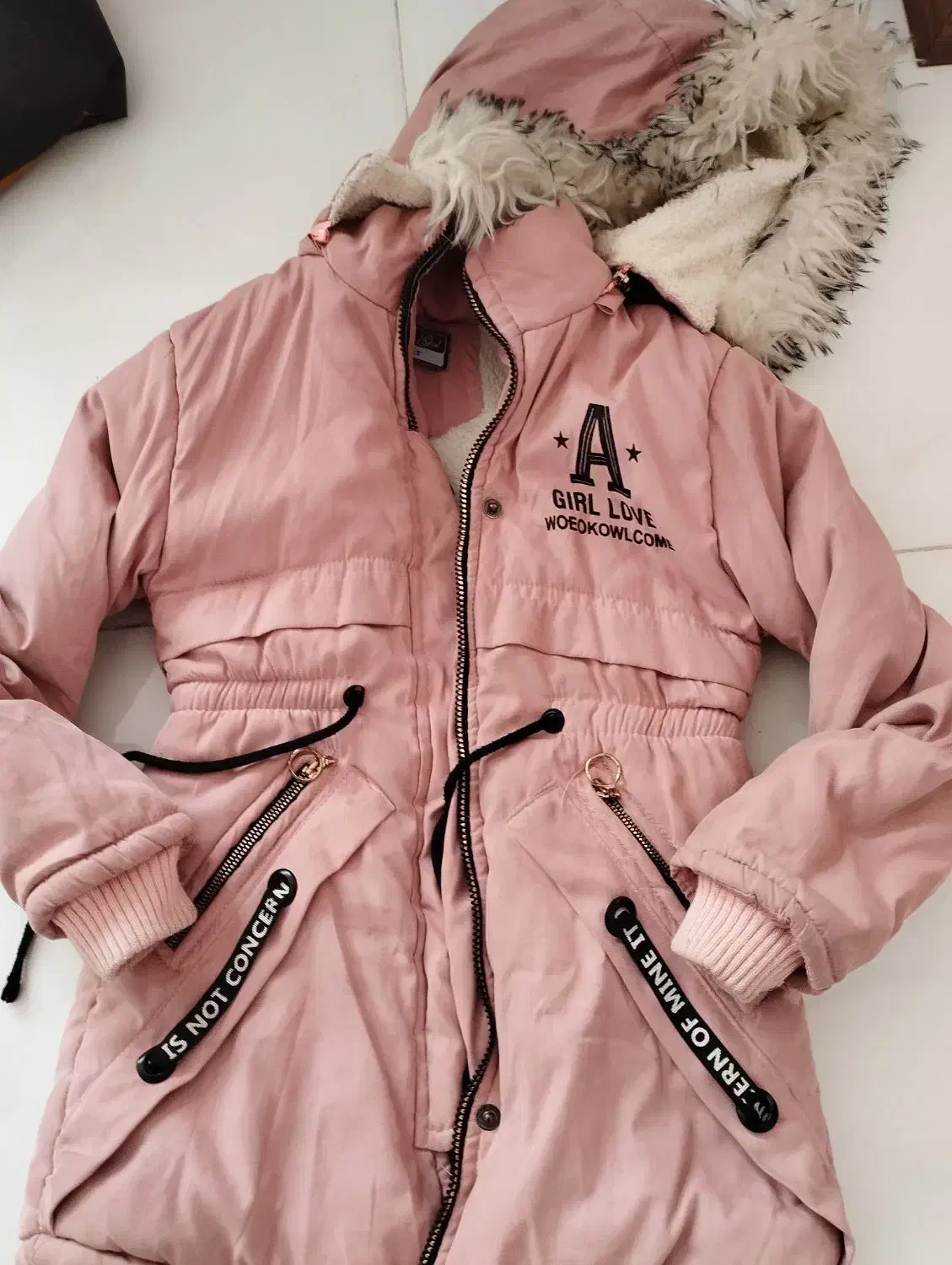 کاپشن|کفش و لباس بچه|گنبد کاووس, |دیوار