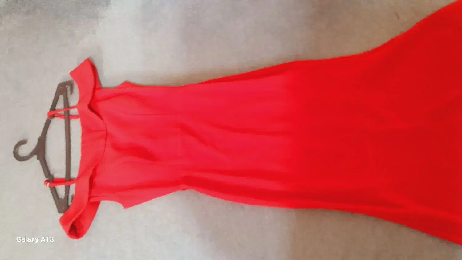 لباس|لباس|شاهینشهر, چمران|دیوار